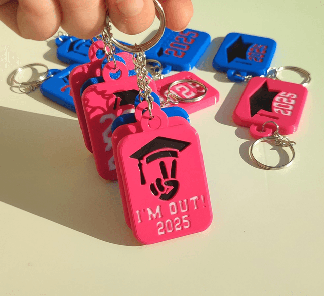 School Leavers Keyrings, Class of 25 Keyrings, Custom 2025 School Keyrings, End of Year Gifts with Unique Messages, School Leavers 2025 Keyrings, 3D Printed Custom Keyrings, End of Year Keyrings 