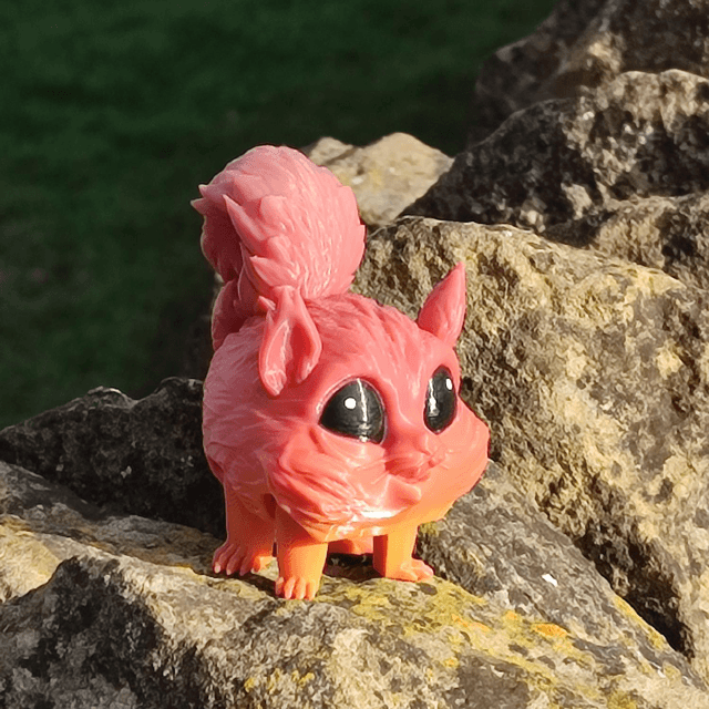 Squirrel, 3D Printed Articulated Squirrel – Poseable & Fun Desk Toy
