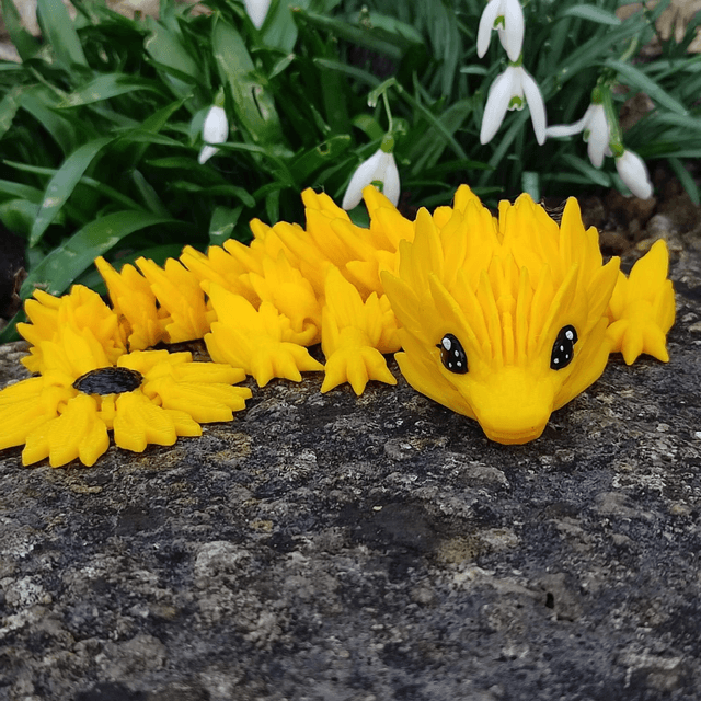 Baby Sunflower Dragon – Cute Articulated Fantasy Figurine & Unique Gift, 3D Printed Baby Sunflower Dragon 