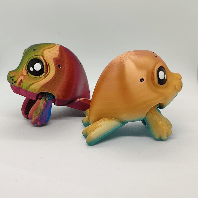 Seal Puff, Articulated Seal Puffling, 3D Printed Seal, Cute Poseable Ocean Animal Figurine 