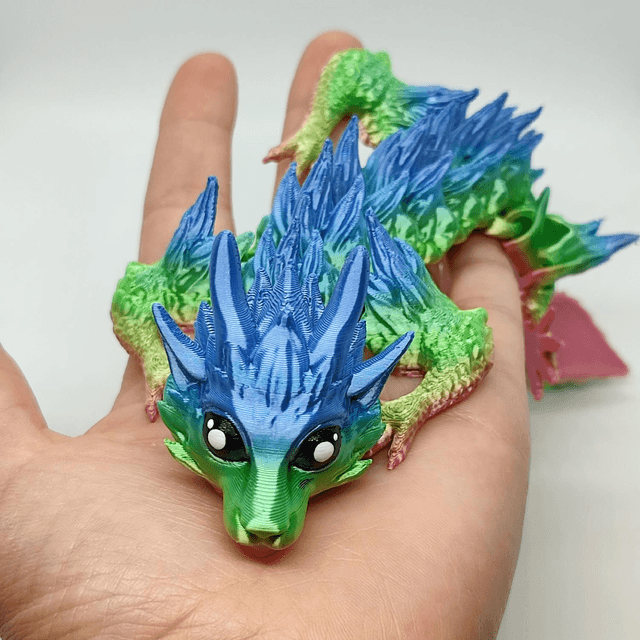 Furry Dragon, Flexible 3D Printed Dragon, Fantasy Dragon, Whimsical Figurine, 3D Printed Dragon 